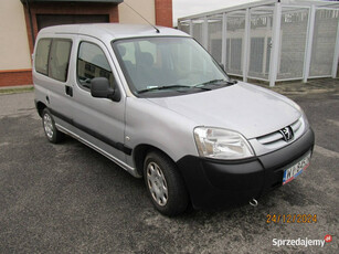 Peugeot Partner II (2008-)