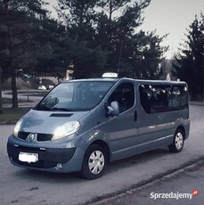 Renault trafic 9 os , 2xklima , long