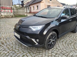 Sprzedam prywatną toyote rav 4