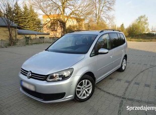 Volkswagen Touran 1,6 TDI 7bigi DSG 7 osób 2011r BLUEMOTION