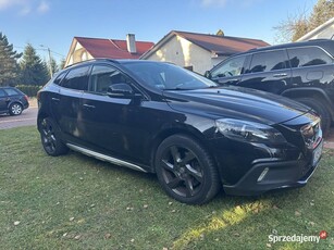 Volvo v40 2013r 2.0 d3 5cylindrow cross country bogata opcja xenon kamera