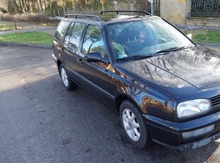 VW Golf III silnik 1.9 Diesel rok 1998.