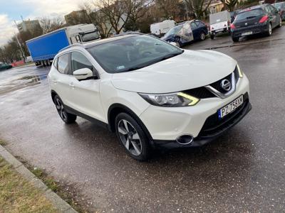 Używane Nissan Qashqai - 61 000 PLN, 111 500 km, 2015