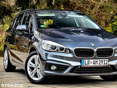 BMW Seria 2 218d Sport Line