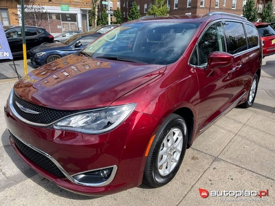 Chrysler Pacifica