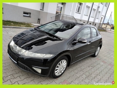 Honda Civic UFO 1.4 benzyna