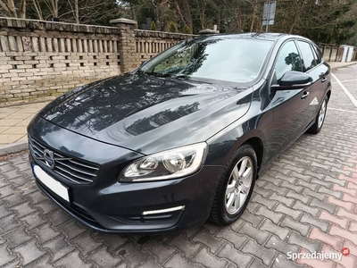 Volvo V60 Lift 2.0D3