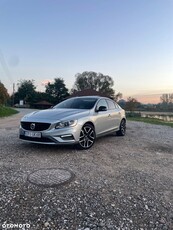 Volvo S60 T5 Drive-E Dynamic Edition (Kinetic)