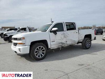 Chevrolet Silverado 5.0 benzyna 2018r. (GRAND PRAIRIE)