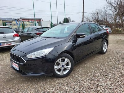 Ford Focus III Sedan 2.0 Ti-VCT 162KM 2014