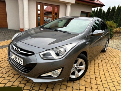 Hyundai i40 Kombi 1.6 GDI 135KM 2012