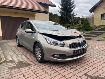 Kia Ceed II pro_cee´d 1.4 DOHC 100KM 2013