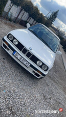 E30