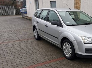 FORD FOCUS LIFT 2005r 1,6 16V Pb 115KM klima,przegląd na rok,ładny,zadbany