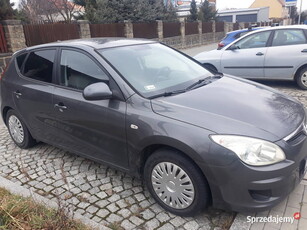 HYUNDAI I30 1,4 benzyna,garażowany, zadbany, bogate wyposażenie