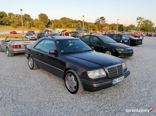 Mercedes E320 coupe c124