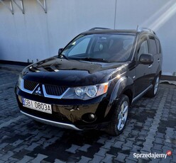 Mitsubishi Outlander 2 7 osob