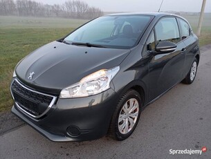 Peugeot 208 stan bardzo dobry