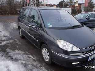 Peugeot 807 2,2 benzyna 158 KM