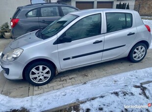 Renault Clio III Salon Polska