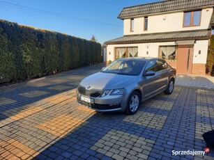 SKODA OCTAVIA 1.8 FSI 2017 r SALONOWA