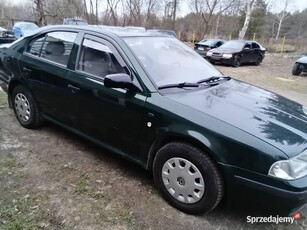 SKODA OCTAVIA 2000 R 1.6 B