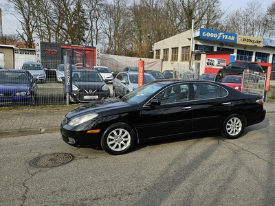 Lexus ES330