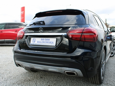 Mercedes GLA 220