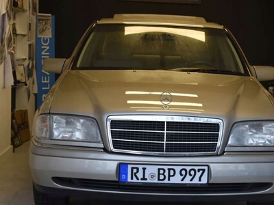 Mercedes Klasa C W202 Sedan W202 1.8 122KM 1994