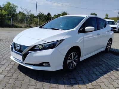 Nissan Leaf II Hatchback Elektryczny 40kWh 150KM 2018