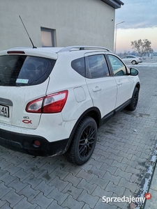 Nissan qashqai j11