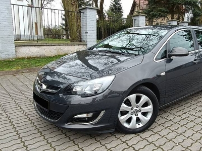 Opel Astra J Lift Cosmo Led 149000km