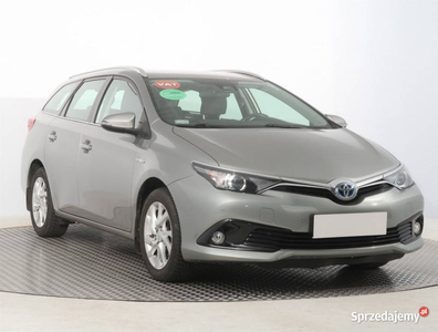 Toyota Auris Hybrid