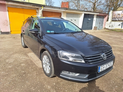 Volkswagen Passat B7 Variant 2.0 TDI CR DPF BlueMotion 140KM 2013