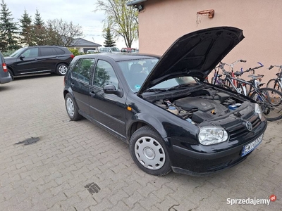 Vw golf 4 1.6 SR 1999r