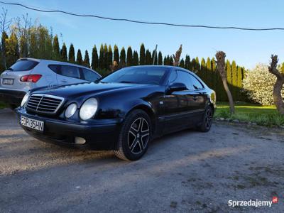 Sprzedam mercedesa CLK 200