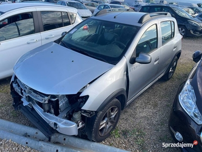 DACIA Sandero Stepway 1.5 DCi 90 EL688