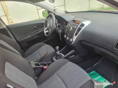 Kia ceed 1.4 benzyna Bezwypadkowy