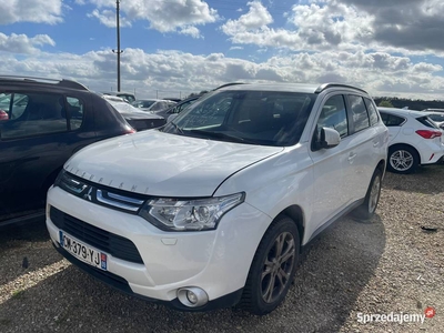 MITSUBISHI Outlander 2.2 DI-D 150 CM379