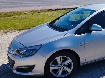 Opel Astra sedan