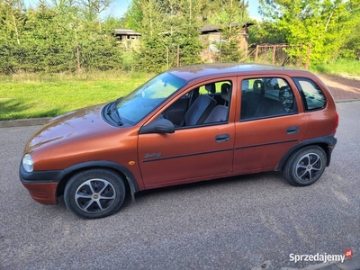 Opel corsa 1.4 benzyna 5 drzwi wspomaganie elektryczne szybyDługie oplat