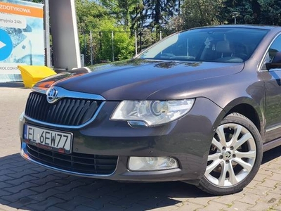 Skoda Superb 2009 2.0 TDI Platinum