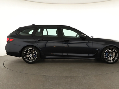 BMW 5 2020 530d xDrive 77506km Kombi