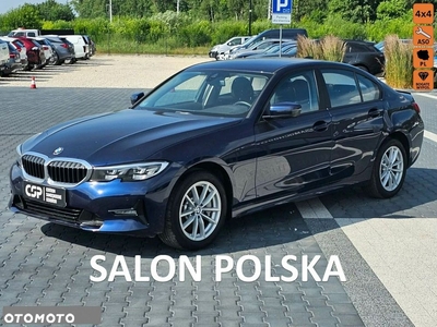 BMW Seria 3 330i xDrive Sport Line