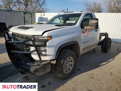 Chevrolet Silverado 6.0 benzyna 2021r. (BRIDGETON)