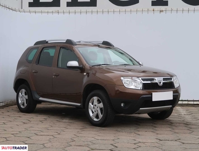 Dacia Duster 1.6 103 KM 2011r. (Piaseczno)