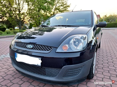 Ford Fiesta Lift 2005r 1,3 benzyna,nowy akumulator,klima sprawna