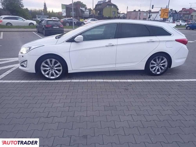 Hyundai i40 2.0 benzyna 177 KM 2011r. (warszawa)