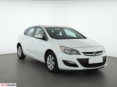 Opel Astra 1.6 113 KM 2014r. (Piaseczno)