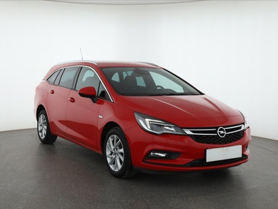 Opel Astra 2018 1.4 T 106454km Kombi